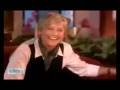 Ellen Degeneres - Pamela Andersun si spoglia in diretta tv, a video from Cariogeno. pamela, diretta, cinema, attori, tv.