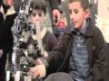 Acroban, le robot qui apprend comme un enfant