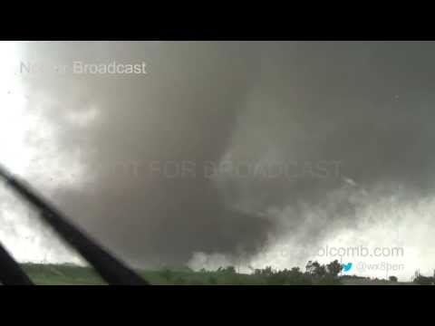 Moore - This is video captured of the Moore, Oklahoma tornado on May 20, 2013. This video contains from beginning to end of the lifecycle of the tornado. ***NOT FOR ...