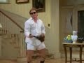 voici un des passages culte de la serie une nounou d'enfer , c'est a dire le passage ou niles se met a danser, et l�...  c'est le drame
un passage mdr