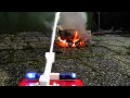 Trailer mit Pressholz fängt Feuer