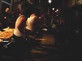 die verdammte spielerei
optreden
op de libertadfeesten en op leuven in sc�ne.
een voorbijwandelende dame wordt willens nillens in de tango act gesleurd, all��n, ze kan toevallig ook echt tango dansen.  zalig...

zotte fanfareparodie

die verdammte spielerei (b) neemt een loopje met de traditionele vlaamse fanfare. de doorzopen grijsaards maken plaats voor 6 adonissen met kathedralen van lichamen. het typische fanfarerepertoire breiden ze uit met polka's, meezingers en populaire radiodeunen. en altijd wel een gekke verrassing. het zijn goede muzikanten, maar een beetje getikt. het zijn brave mensen, maar ook een beetje gek. het zotste wandelorkest dat je ooit zal zien. 

die verdammte spielerei (b) ontstond in 2006 en beantwoordt helemaal aan de 'fanfare van honger en dorst' van kleinkunstenaar jan de wilde. het zotte zestal bestaat uit een saxofoonkwartet (sopraan, alt, tenor, bariton), 1 percussionist en 1 van megafoon voorziene onnozelaar



leuven louvain lovaina l�wen flanders vlaanderen flandern flandes flandre belgi� belgium belgica belgien muntstraat caf� bar pub libertad libertadfeesten in sc�ne scene muziek music musique tango d' amore dans dance danse tanz dansen straat street rue festival open air openlucht spectacle spektakel fanfare parodie orkest orchestra