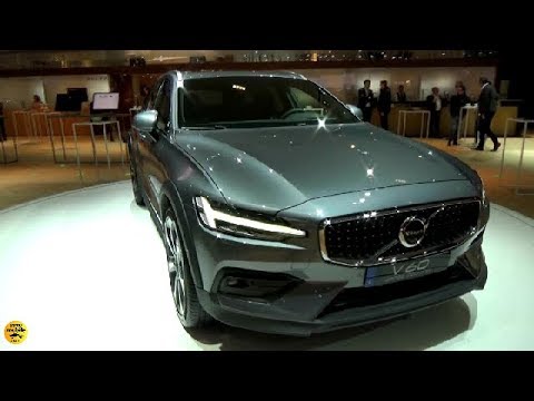 Volvo V60 Cross Country D4 AWD Geartronic - Exterior and Interior - Auto Show Brussels