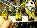Top mounting bracket for wind turbine