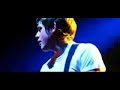 Arctic Monkeys - Brianstorm live