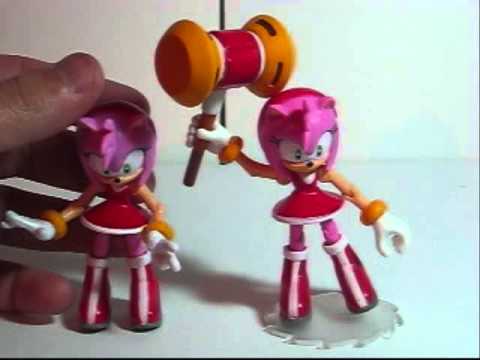 Accessory Reviews - I found a good topic for my 300th video, the new re-release of all the Sonic figures! These new accessories are pretty cool, and half the figures have new ar...