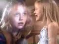 Abigail Breslin & Dakota Fanning Scream! Abigail Breslin & Dakota Fanning Scream!