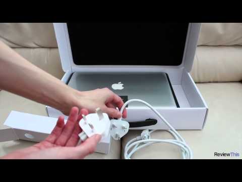 Macbook pro Unboxing - In this video we unbox and take a short tour of the Late 2011 Apple MacBook Pro 13