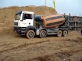 PAKITO EN EL BARRO 1