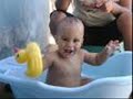 toda la comprensión del mundo y nuestro apoyo para esos seres que nos dieron la vida para cuando sean ancianos y físicamente ya no esten al 100 %,si nuestros padres, ellos que vieron por nosotros desde que llegamos a sus vidas y aun lo hacen,a valorarlos y amarlos en vida aunque ya no sean los de antes,debemos retribuir todo lo que hicieron por nosotros mas adelante quiza sea tarde .... los quiero viejos !!!