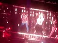 Avril Lavigne - Girlfriend REMIX (live @ Düsseldorf)