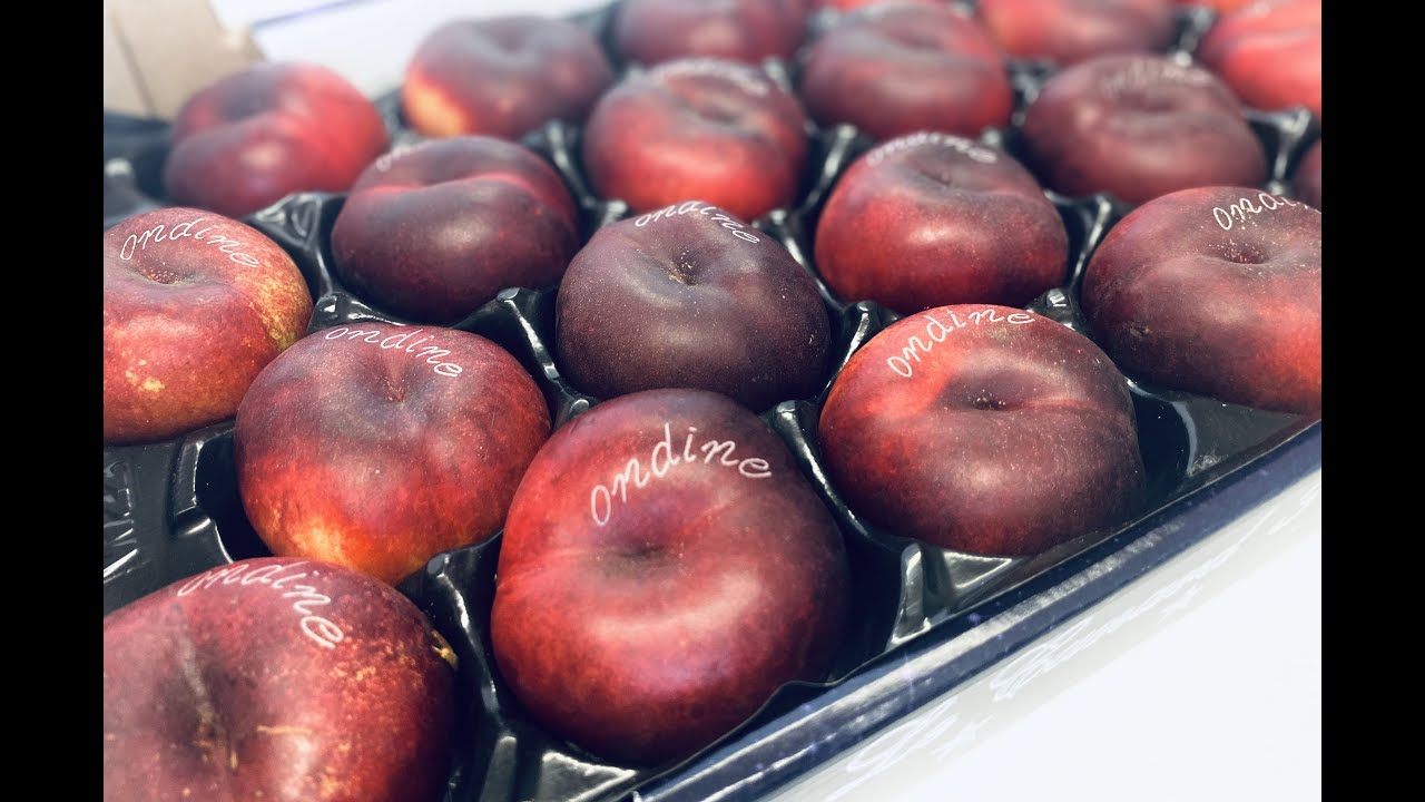 Natural Branding of peaches and nectarines by EcoMark