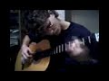 Yo tocando Rabo de Nube de Silvio Rodr�guez