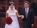 O tenor Bruno Stéfano canta em cerimônia de casamento na igreja de São Vicente, em Fortaleza, no ano de 2006.