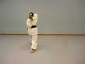 Kata de la escuela Motobu-ha Shito-ryu efectuada por la Sensei Olga Pallo de Estonia, no tiene sonido pero la técnica es buena