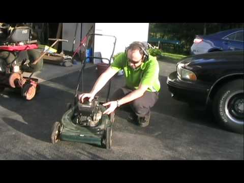 how to adjust a carburetor on a lawn mower