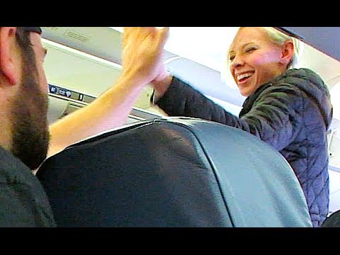 GIVING A STRANGER MY FIRST CLASS SEAT!