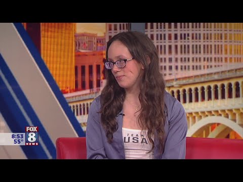 Il nuotatore del record mondiale visita Fox 8 Il nuotatore del record mondiale visita Fox 8