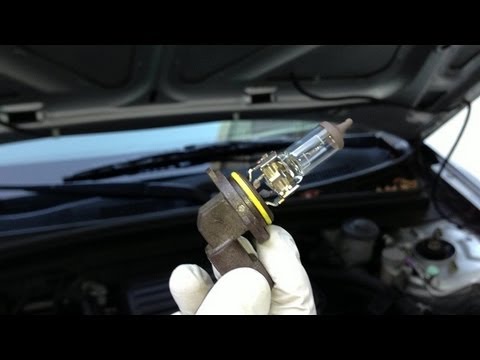 Tutorial: Replace 2004 Honda Civic Headlight Bulb – Driver Side