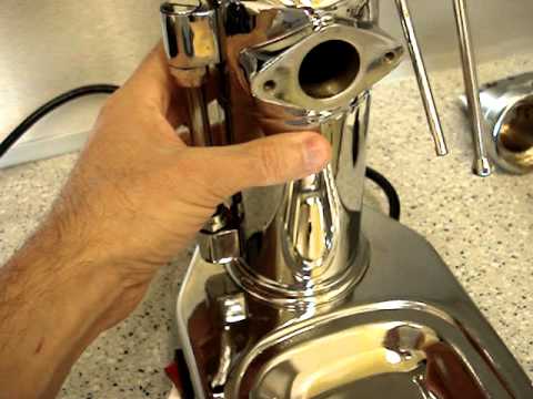 La Pavoni pre-millenium espresso machine group head gasket rebuild replacement – part 1 of 2 La Pavoni pre-millenium espresso machine group head gasket rebuild replacement – part 1 of 2