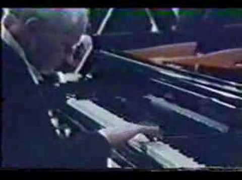 Wilhelm Backhaus plays Beethoven ...