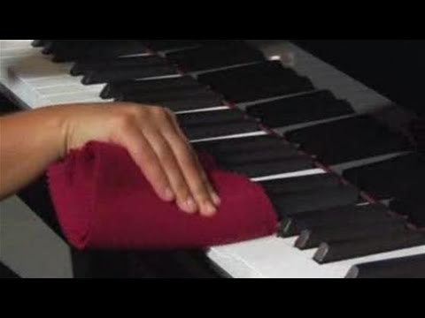 how to whiten ivory keys on a piano