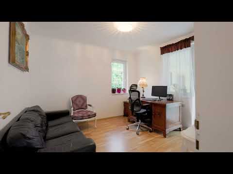 Video Prodej rodinného domu 263 m², pozemek 1051m2, Radošov u Kyselky. Výhled na řeku a historicky most!