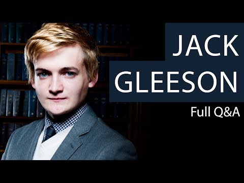 oxford - Jack Gleeson, best known for playing Joffrey Bartheon in Game of Thrones speaks at the Oxford Union. SUBSCRIBE for more speakers ▻ http://is.gd/OxfordUnion Q...