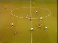 ses frasques, ses coups de gueule (et de pied ), ses buts ont marqu� l'histoire de manchester united et du football mondial dans son ensemble. apres avoir jo...