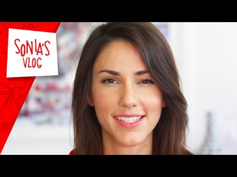 Travel Tips: How To Get Off The Plane Camera Ready