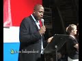 Forest Whitaker Campaigns for Obama in Iowa City 10.6.7