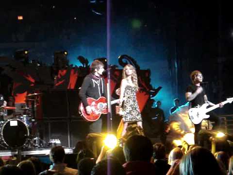 Z100 Jingle Ball 2009 Boys Like Girls & Taylor Swift Two Is Better Than One