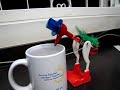 (uploaded by fbreve)&nbsp;Pássaro Bebedor (Dippy Drinking Bird)