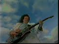 brian may plays god save the queen, staying in the roof of buckingham palace!!! english feeling)))