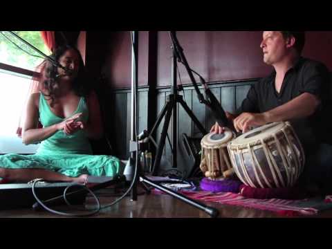 Autorickshaw Duo South Indian folk/classical mix