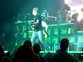 Brad Paisley's Online