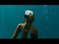 jessica-alba-into-the-blue.html