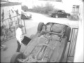 Frau am Steuer, so kann man auch parken Frau am Steuer, so kann man auch parken