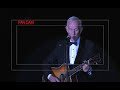 tommy smothers performs, 
