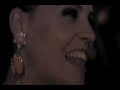 I am not the owner of this video, all rights reserved for his author. official chanel of Michael Teló: MichelTelo11 web of Michel Teló: www.micheltelo.com.br LETRA Tú, tú eres lo que me mata ¡ay! si te cojo, ¡ay!¡ay! si te cojo el placer, el placer es lo que me mata ¡ay! si te cojo, ¡ay!¡ay! si te cojo Un sábado en la discoteca la multitud comenzó a bailar y pasó la chica más bonita. Tuve coraje y fui a hablar con ella Tú, tú eres lo que me mata ¡ay! si te cojo, ¡ay!¡ay! si te cojo el placer, el placer es lo que me mata ¡ay! si te cojo, ¡ay!¡ay! si te cojo Un sábado en la discoteca la multitud comenzó a bailar y pasó la chica más bonita. Tuve coraje y fui a hablar con ella Tú, tú eres lo que me mata ¡ay! si te cojo, ¡ay!¡ay! si te cojo el placer, el placer es lo que me mata ¡ay! si te cojo, ¡ay!¡ay! si te cojo German: Wahnsinn! Wahnsinn! Sie bringt mich um Ah wenn ich dich kriege Ah wenn ich dich kriege So schön, so schön Sie bringt mich um Ah wenn ich dich kriege Ah wenn ich dich kriege Samstag in der Disco (Auf der Party) Die Meute fing an zu tanzen Dann kam das schönste Mädchen vorbei und Ich habe mich getraut sie anzusprechen Wahnsinn! Wahnsinn! Sie bringt mich um Ah wenn ich dich kriege Ah wenn ich dich kriege So schön, so schön Sie bringt mich um Ah wenn ich dich kriege Ah wenn ich dich kriege