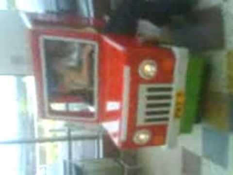 POSTMAN PAT BUS