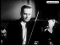 Watch the whole concert here: www.medici.tv This is one of the most surprising images, that of Yehudi Menuhin filmed in Charlie Chaplins studios in Hollywood in 1947 and conducted by Antal Dorati with the Hollywood Symphonic Orchestra formed especially for the occasion.