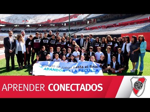 Evento de programación y robótica con estudiantes del Instituto River