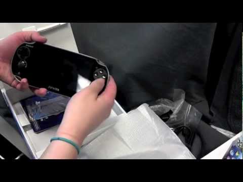 PS Vita: Unboxing Sonys sexy new handheld 0 PS Vita: Unboxing Sonys sexy new handheld