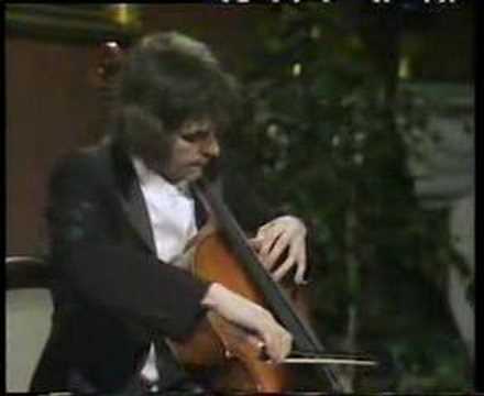 Julian Lloyd Webber plays Popper's ...