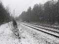 EN57 pędzi uciekając przed własnym ogonem śnieżnym w stronę Pszczyny.