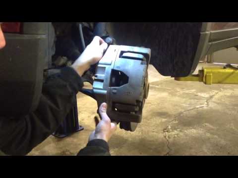 how to bleed brakes on xc90