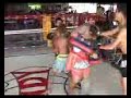 Lucha tailandesa de los cabritos en Sityodtong