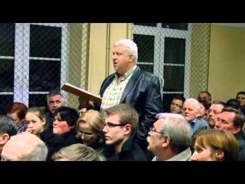 Tak wyglądało spotkanie w sprawie lądowiska Gmina Deszczno chce, żeby lądowisko lotniczego pogotowia ratunkowego było w podgorzowskim Ulimiu. Część mieszkańców się na to nie zgadza.