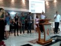 Guigui Jovem Cantando no Culto Jovem Na Matriz com todas as filiais